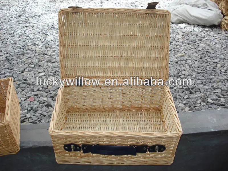 empty wicker picnic gift hamper baskets cheap