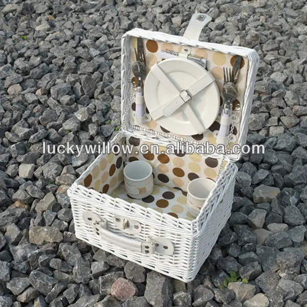 empty wicker picnic gift hamper baskets cheap