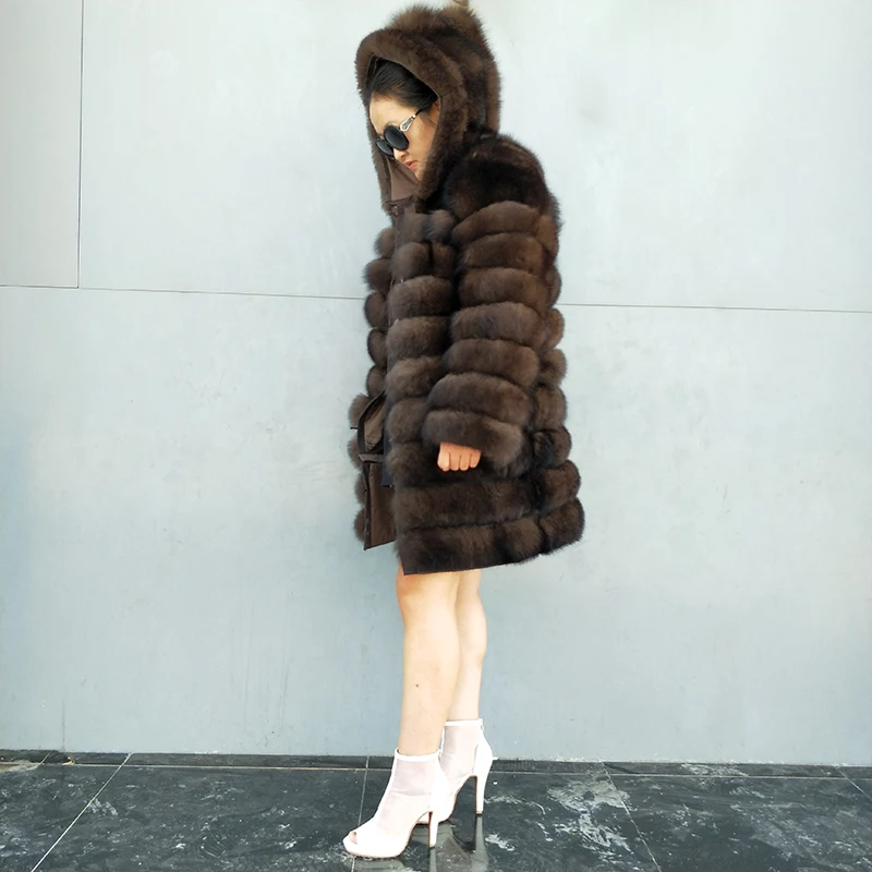 Высокое качество зимняя одежда Теплый капюшон для женщин Мех животных рукавом кожаные пальто со съемной меховой воротник