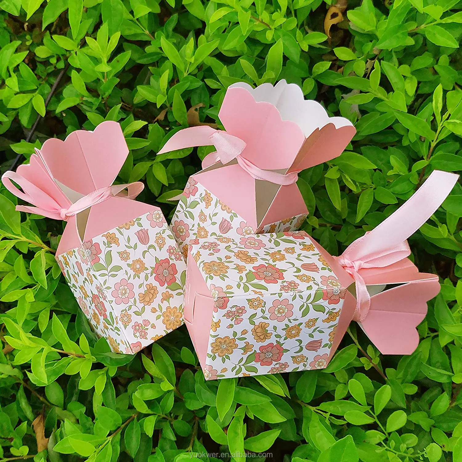 favor pink wedding sweet candy chocolate jewelry gift packaging