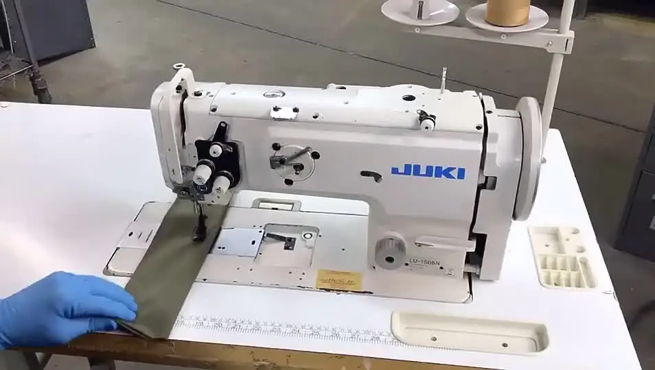 Used JUKIS  Embroidery Flat Seamer 1541 Walking Foot Heavy Duty Leather Sewing Top Bottom Feed Leather Thick Sewing Machine