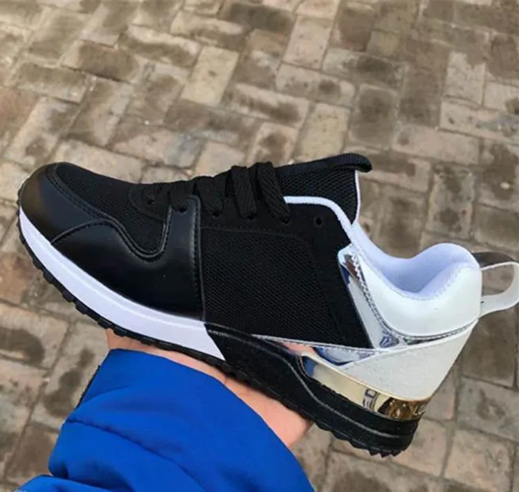 sneakers (4).jpg