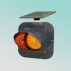 CE 300mm waterproof yellow flashing solar traffic light