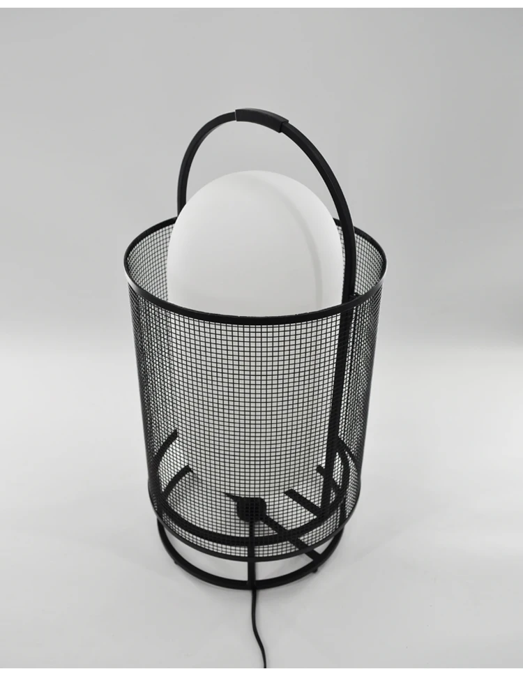 Wholesale modern industrial hotel bedside lamp 120V/240V black metal lighting table lamp