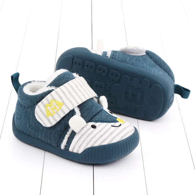 Warm Cute Animal Print Cotton Baby Shoes New Born Baby Walking Shoes Unisex supplier