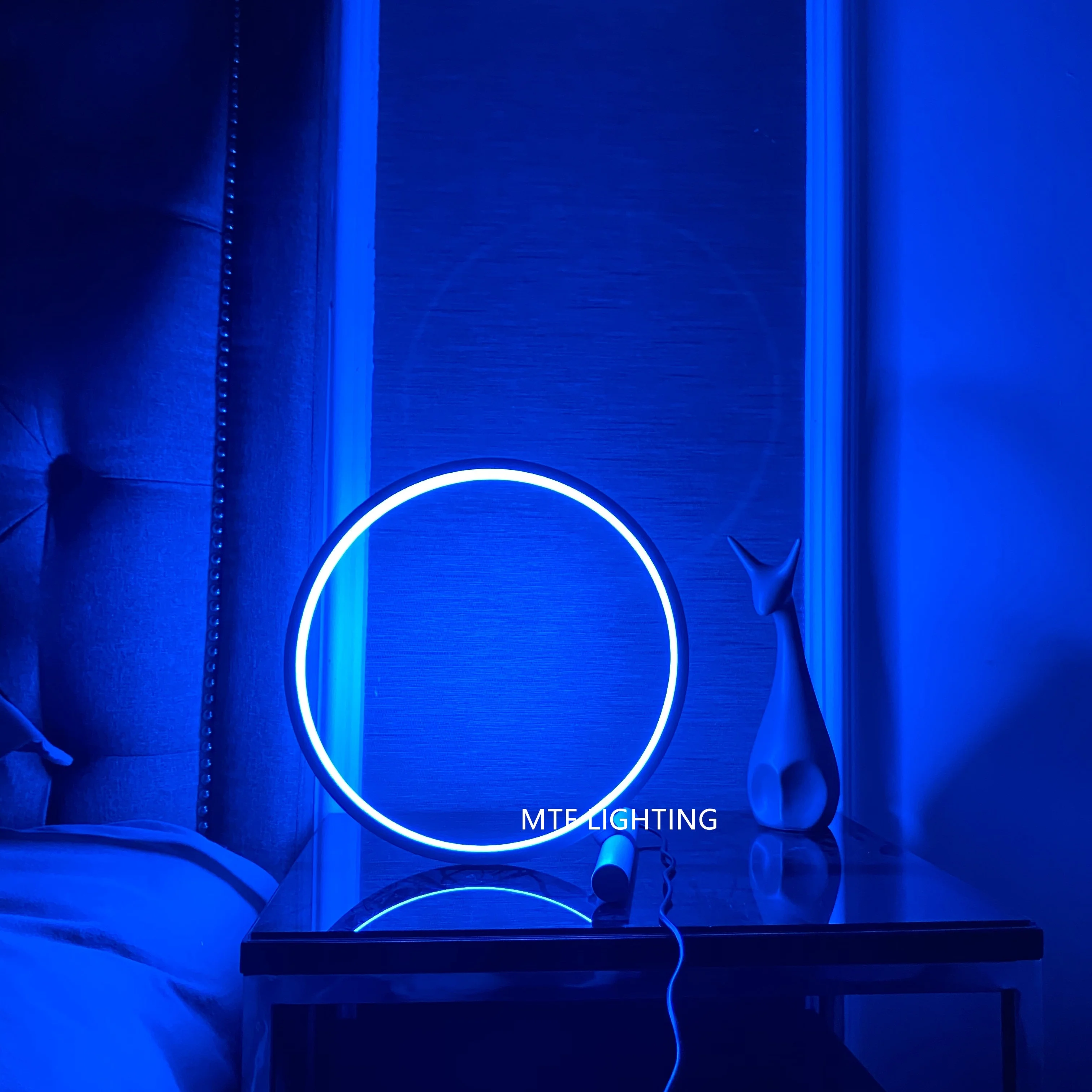 Nodic circle light USB color changing bedroom bar home decor led CCT RGB minimalist table lamp