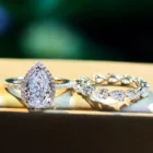 Cubic Zirconia 925 Sterling Silver Big Pear Shaped Cubic Zirconia Engagement Ring Set