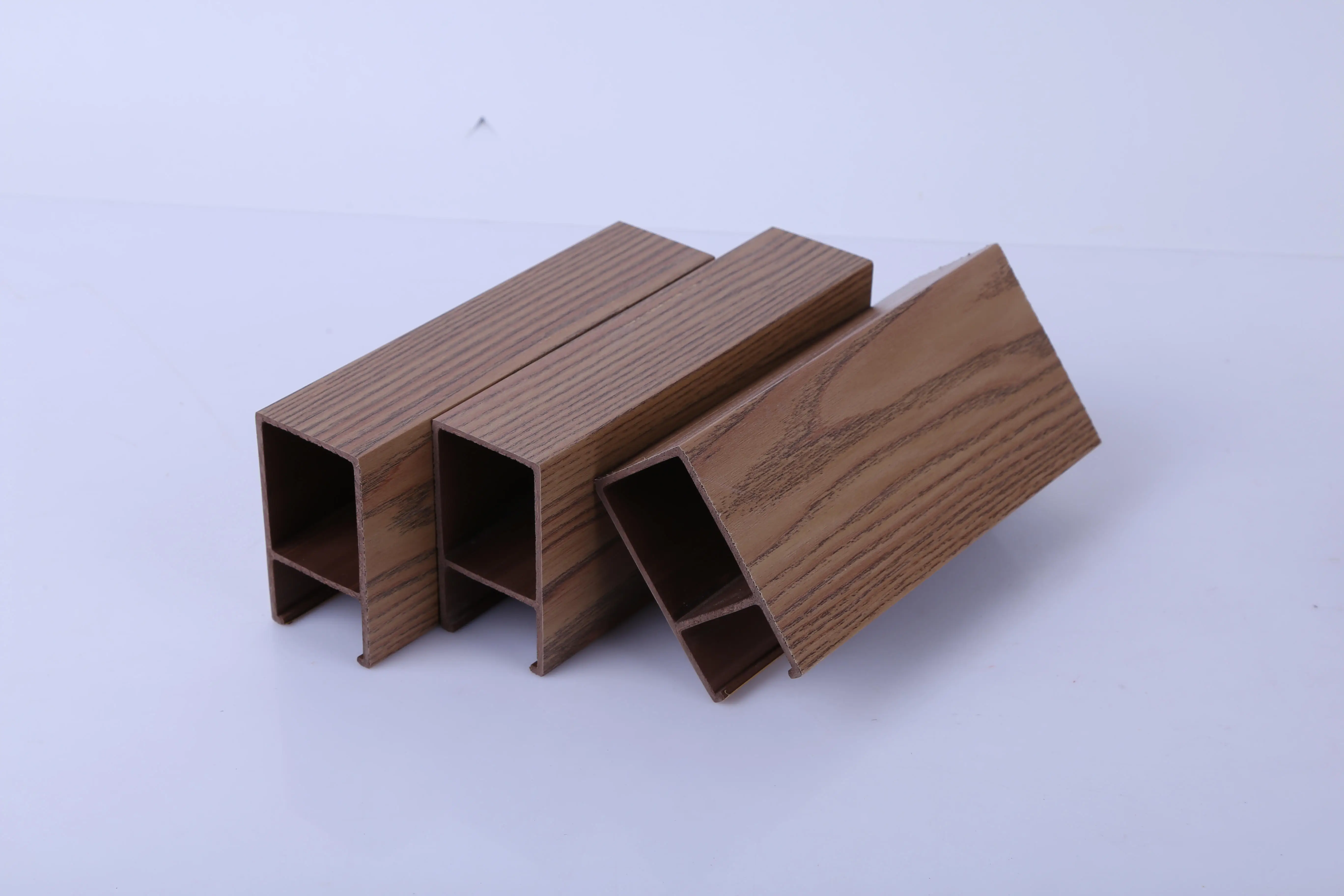 China Factory Custom Wpc Ceiling Cladding Panel