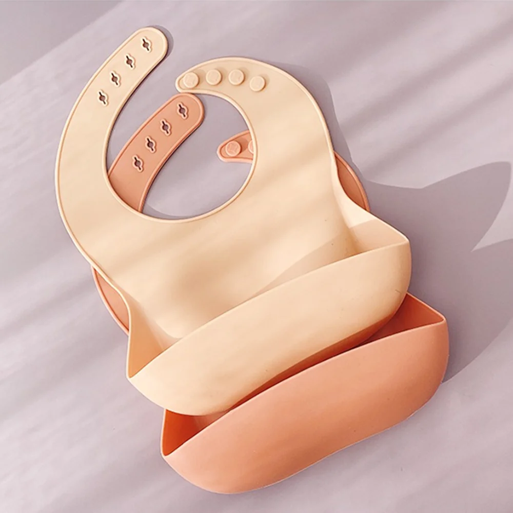Customized Easily Wipes BPA Free Baby Bib Set With Bowl and Spoon Silicone Bibs Soft Silicone Clean Waterproof Logo Printing BHD manufacture