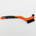 Wholesale cheap nylon climbing brush for rock climbing lovers