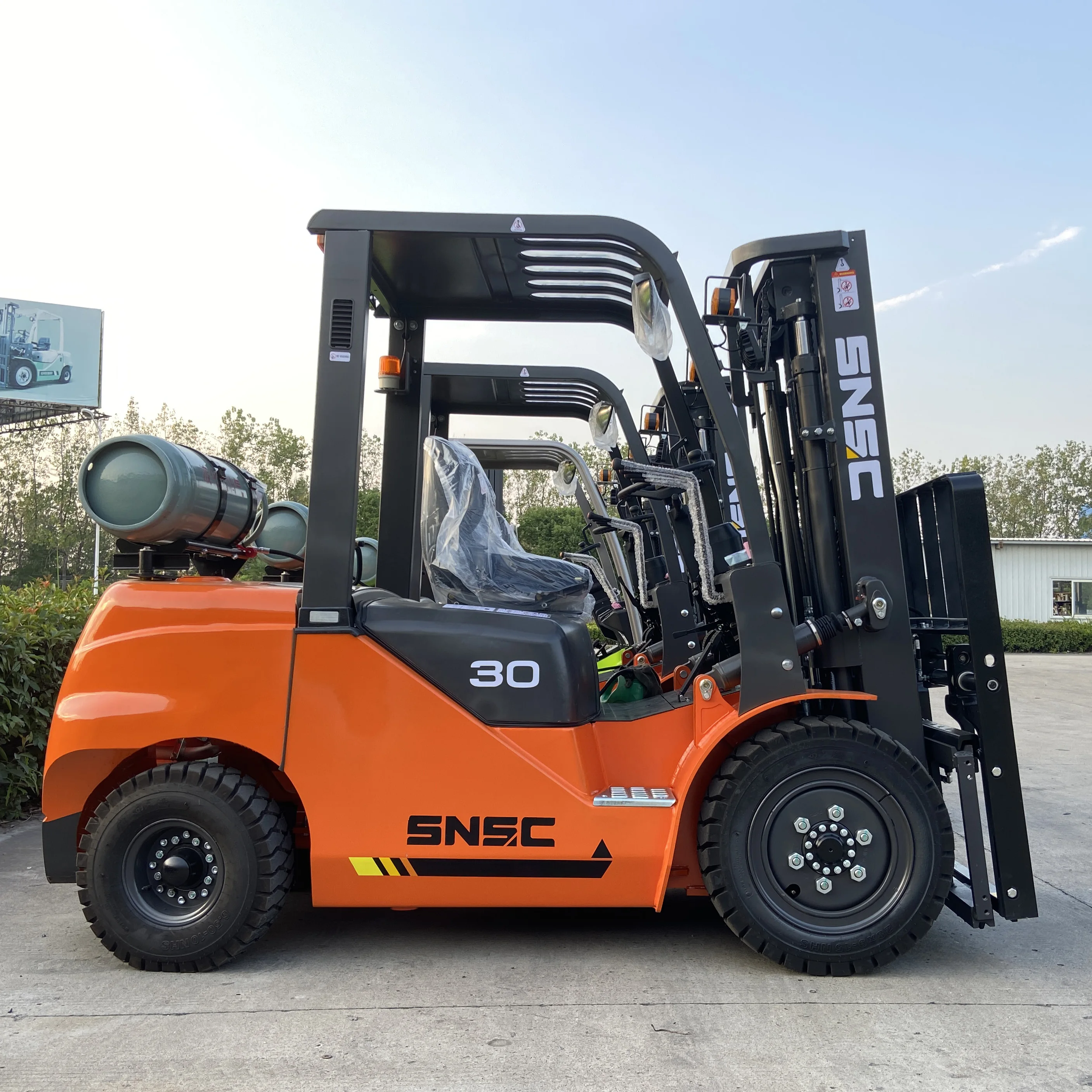 Odm Logo 3 Ton Propane Lpg Forklift With Japanese Epa Approval Engines