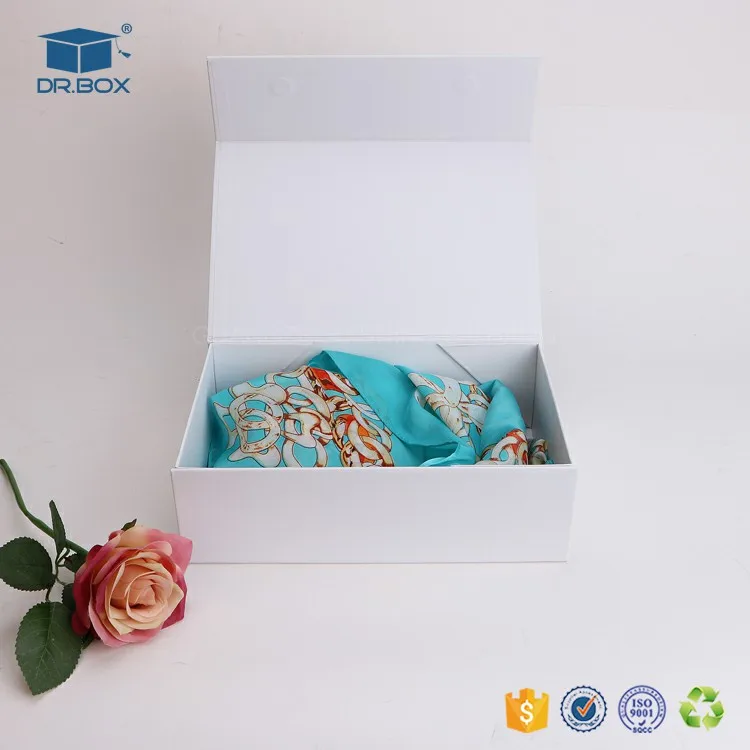box custom logo with factory price on guangzhou paper package