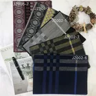 Custom elegant two-color comfortable men's scarf winter warm checkered striped scarf