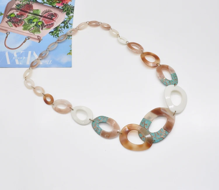 2021 acrylic hoop chain link bohemian jewelry necklace