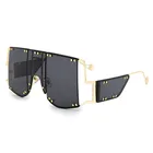 Custom 2019 ladies fashion Gradient personalized oversized square future sun glasses sunglasses