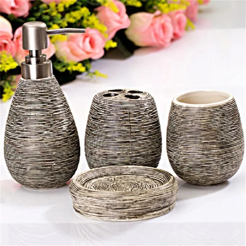 ceramic bathroom  set4.jpg