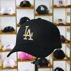 Custom Made Private Label Sports Hats Wholesale Baseball Cap With Embroidered Logo