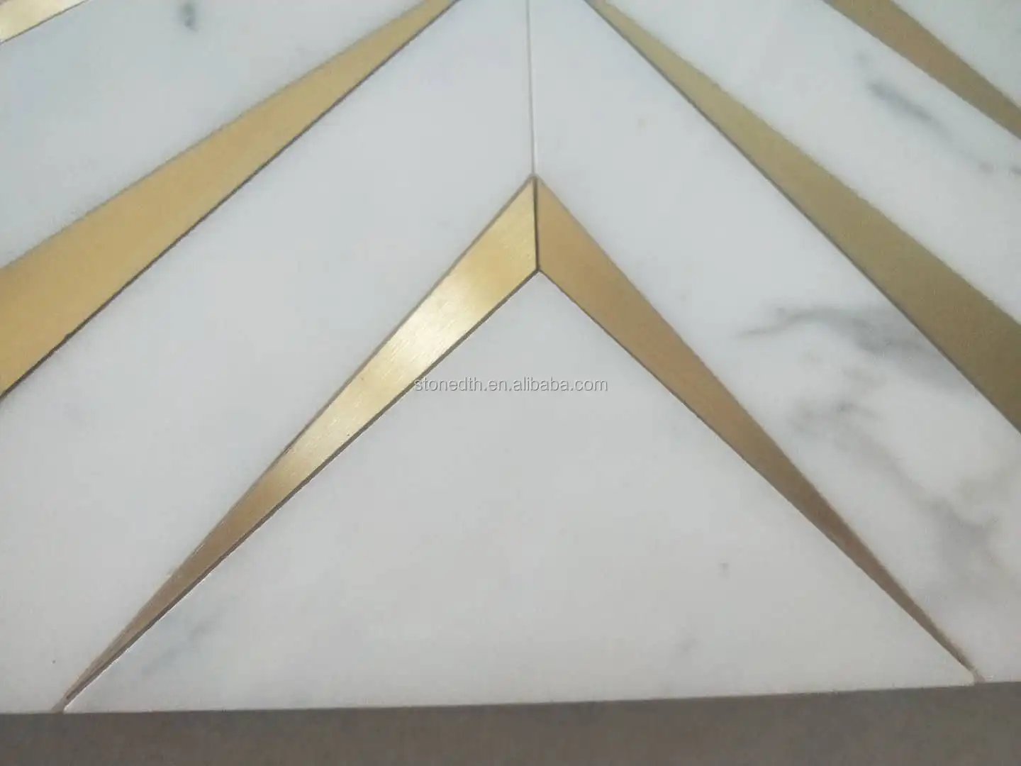 Calacatta White Marble Water Jet Mosaic Gold Metal Brass Inlay Tile