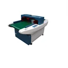 Accurate needle metal detector for bag fabric processing