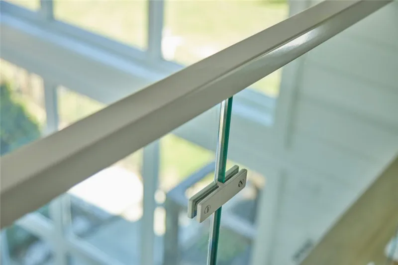 House Internal Railing Stainless Steel Spigot Clam Glass Railing