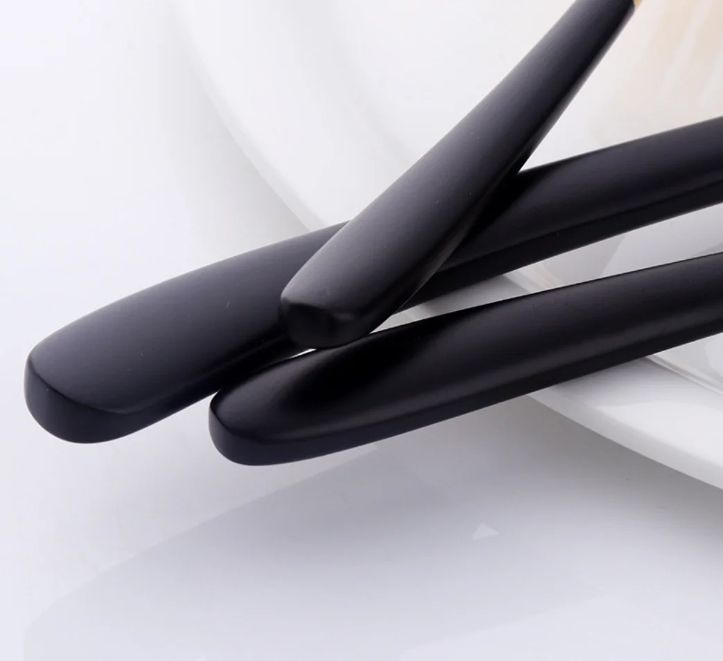 Geedziĝa platware aro luksa ora tegita tranĉaĵo kun nigra tenilo 9