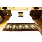 Luxury Design Jacquard Decorative King Size Polyester hotel Bed Runner