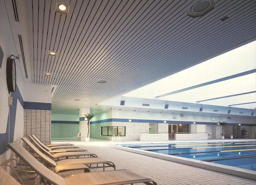 Metal false suspended linear U-shaped aluminium strip ceiling with ISO9001