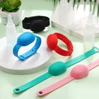 Hand 2020 Newest Custom Logo Adjustable Kid Dispenser Silicone Hand Sanitiser Wristband