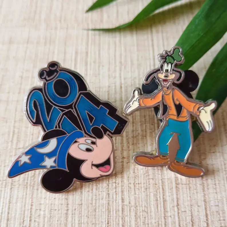 Tùy Biến Đại Chúng Cứng Men Mickey Mouse Ve Áo Pin Nhà Sản Xuất