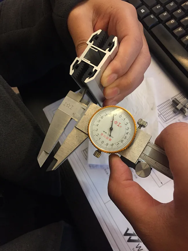 clamp.jpg clamp.jpg