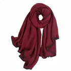 Wholesale 2020 new plain hot islamic muslim hijab luxury crinkle black edge women cotton scarfs solid