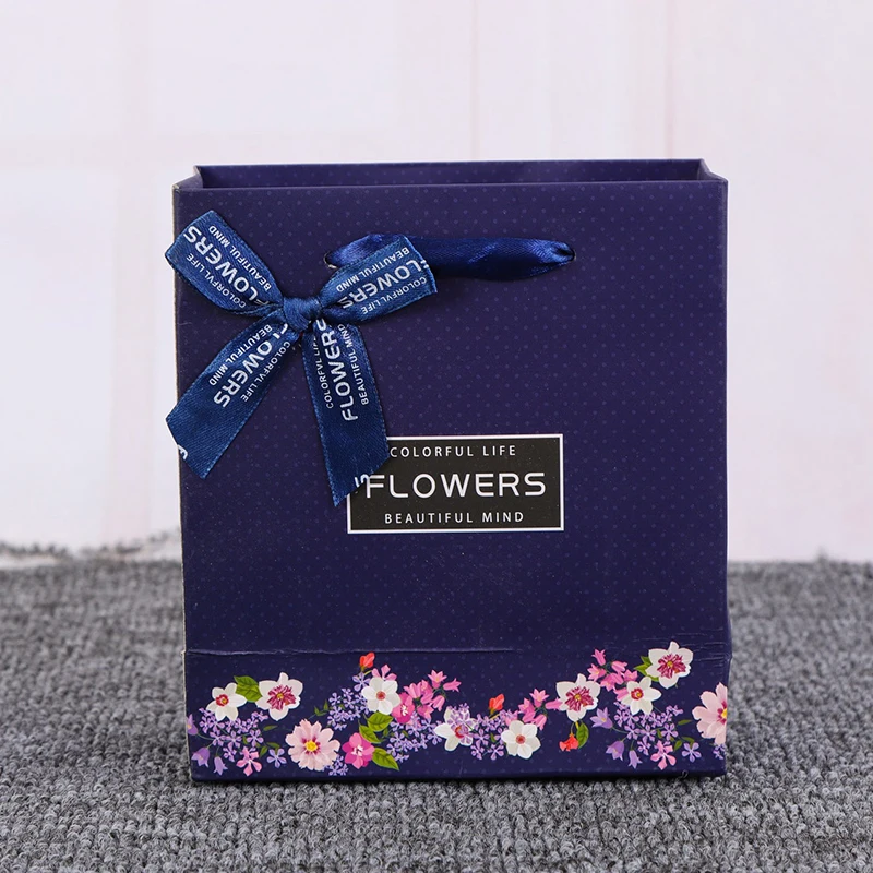 oem factory exquisite bow gift paper bag customized ivory board