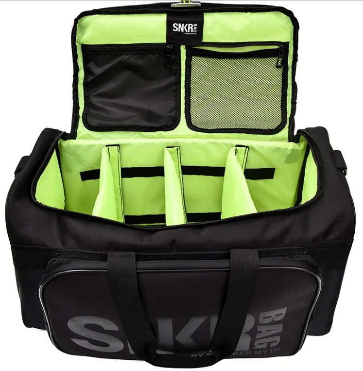SNKR BAG.png