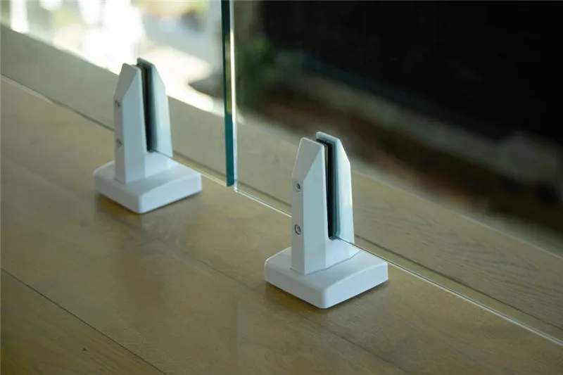 House Internal Railing Stainless Steel Spigot Clam Glass Railing