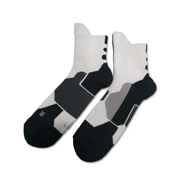 non slip sports socks.jpg