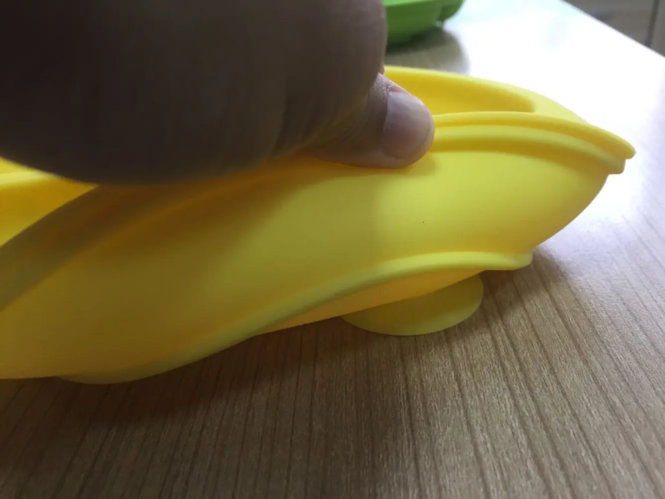 Upgrading Amazon seller Silicone Grip Dish with bottom Suction cup, Divided Plate and Baby Toddler Plate