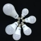 E27 B22 アルミ + PC 12 ワット Led 電球ランプ 12 ワット省エネ Led 電球ライト