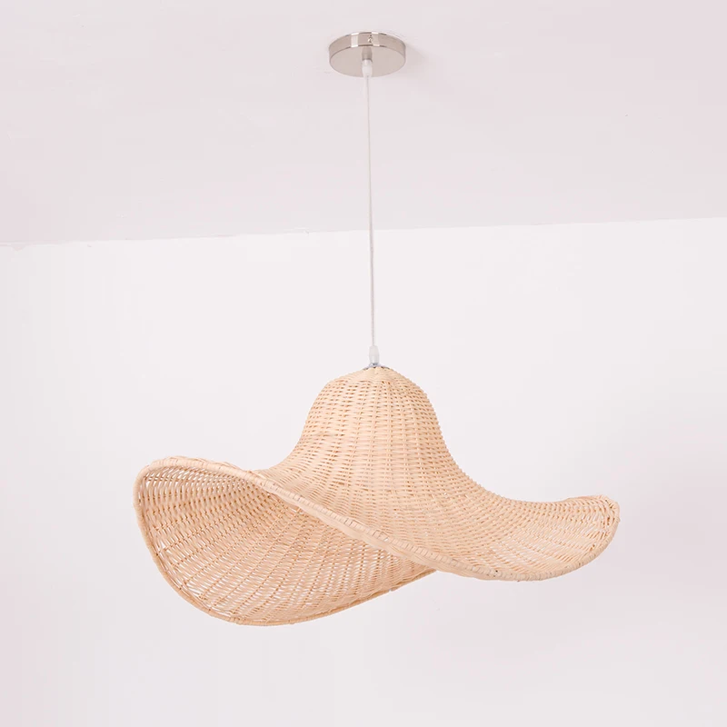 Straw hat shape handmade  rattan woven natural bamboo wooden chandeliver for resort restaurant pendant light