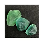 Fegnshui raw natural crystal gravel green fluorite rough tumbled healing stone