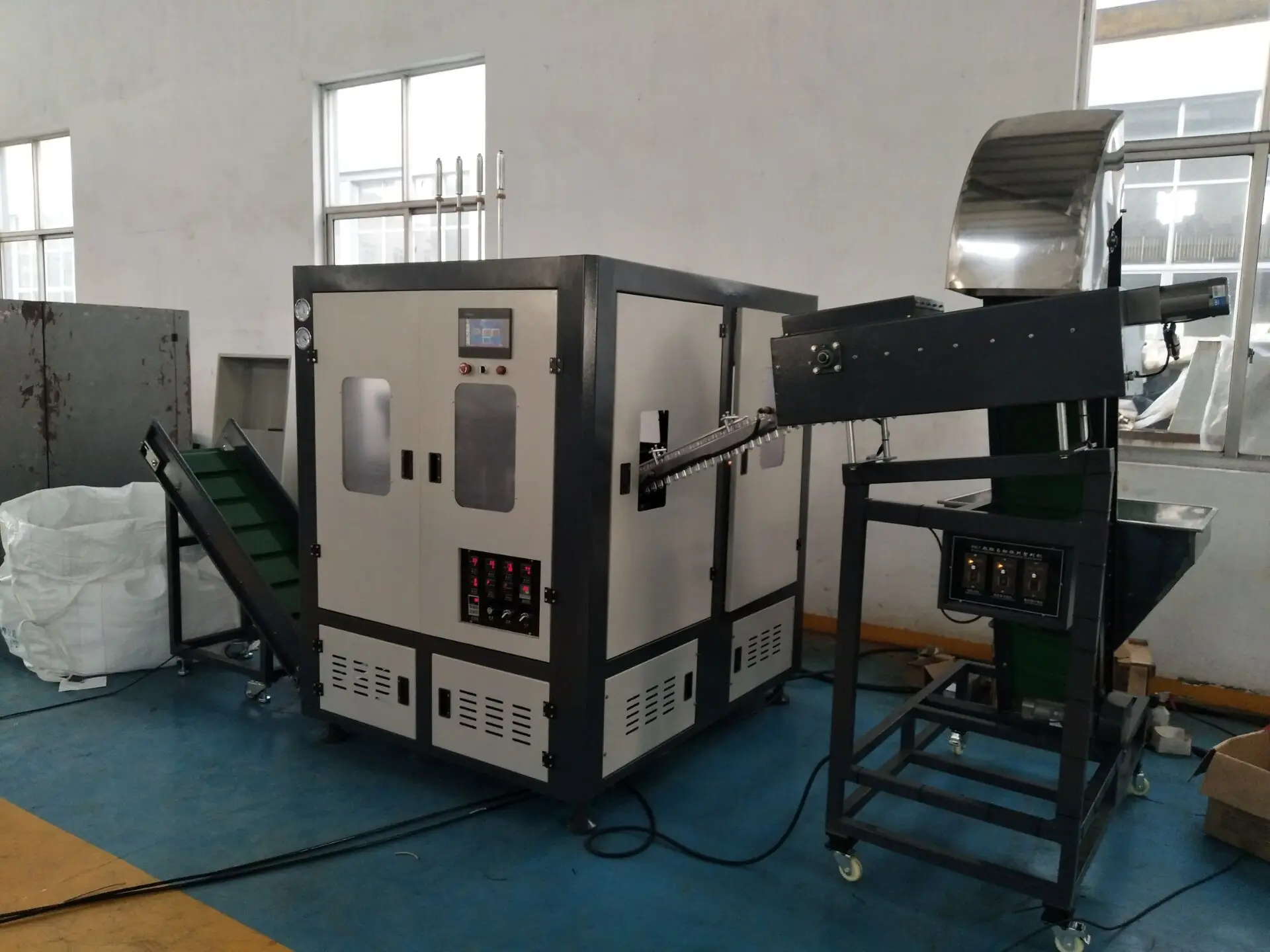 Pet Blow Moulding Machine Made In Huangyan Taizhou Buy L Bs510 4