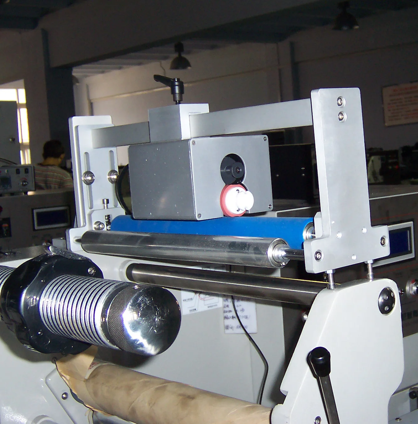 Automatic Hot Ink Roll Coder with 35 Meters per Minute Speed and Compact Size for Expiry Date Printing