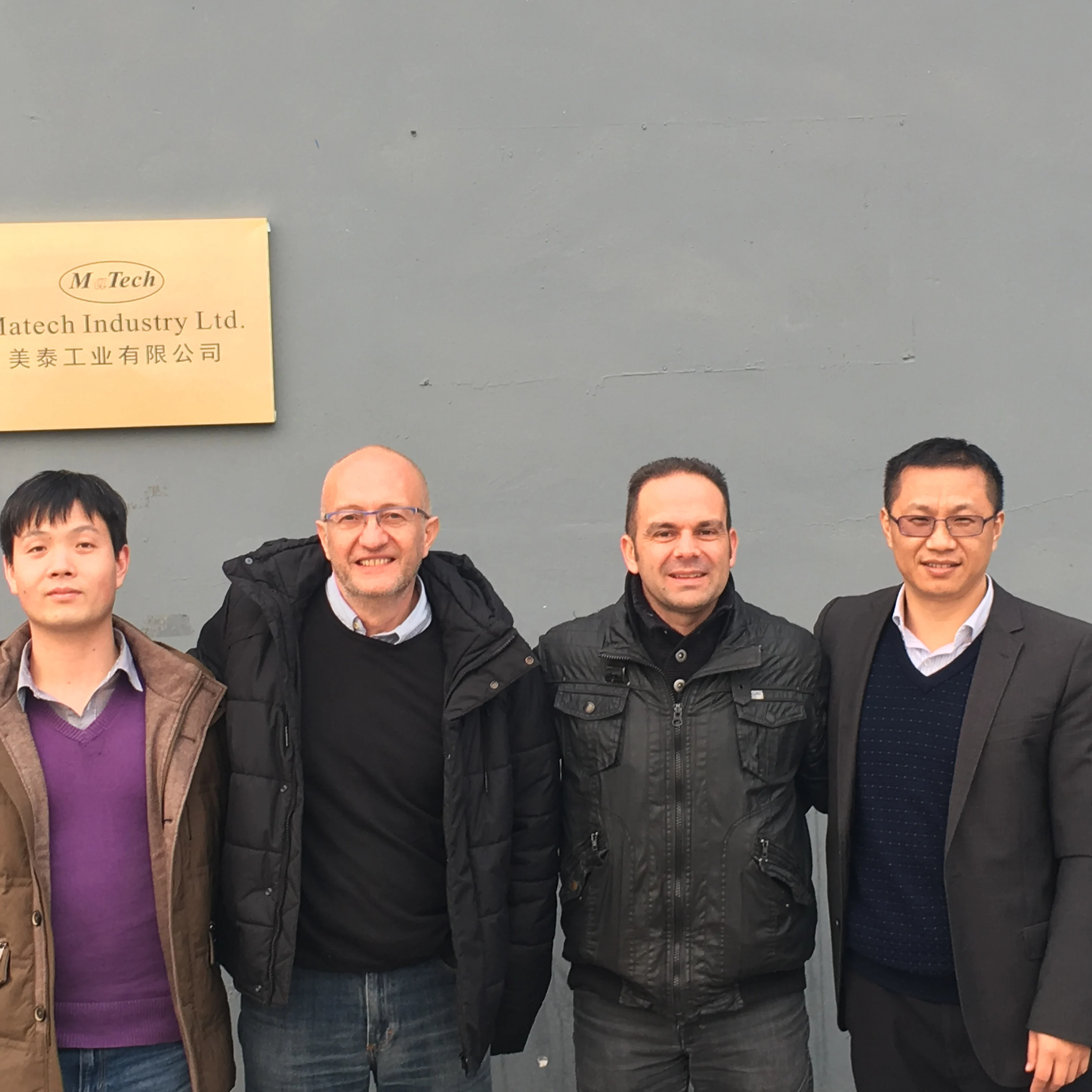 Custom Alloy Die Casting Aluminum Lighting Spare Parts(图18) Custom Alloy Die Casting Aluminum Lighting Spare Parts(图18)