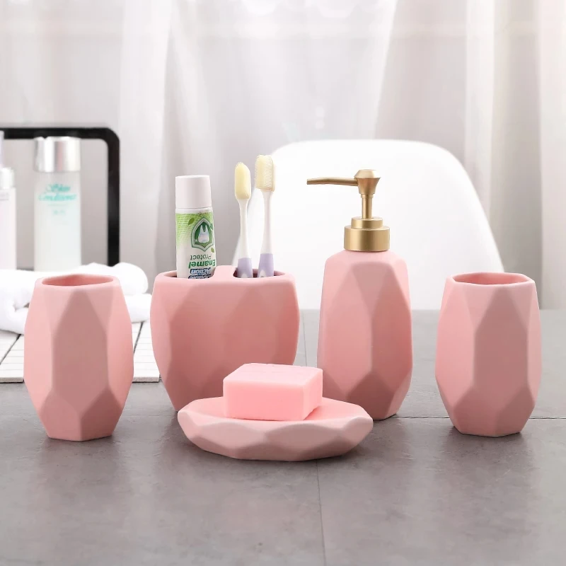 ceramic bathroom  set001.jpg