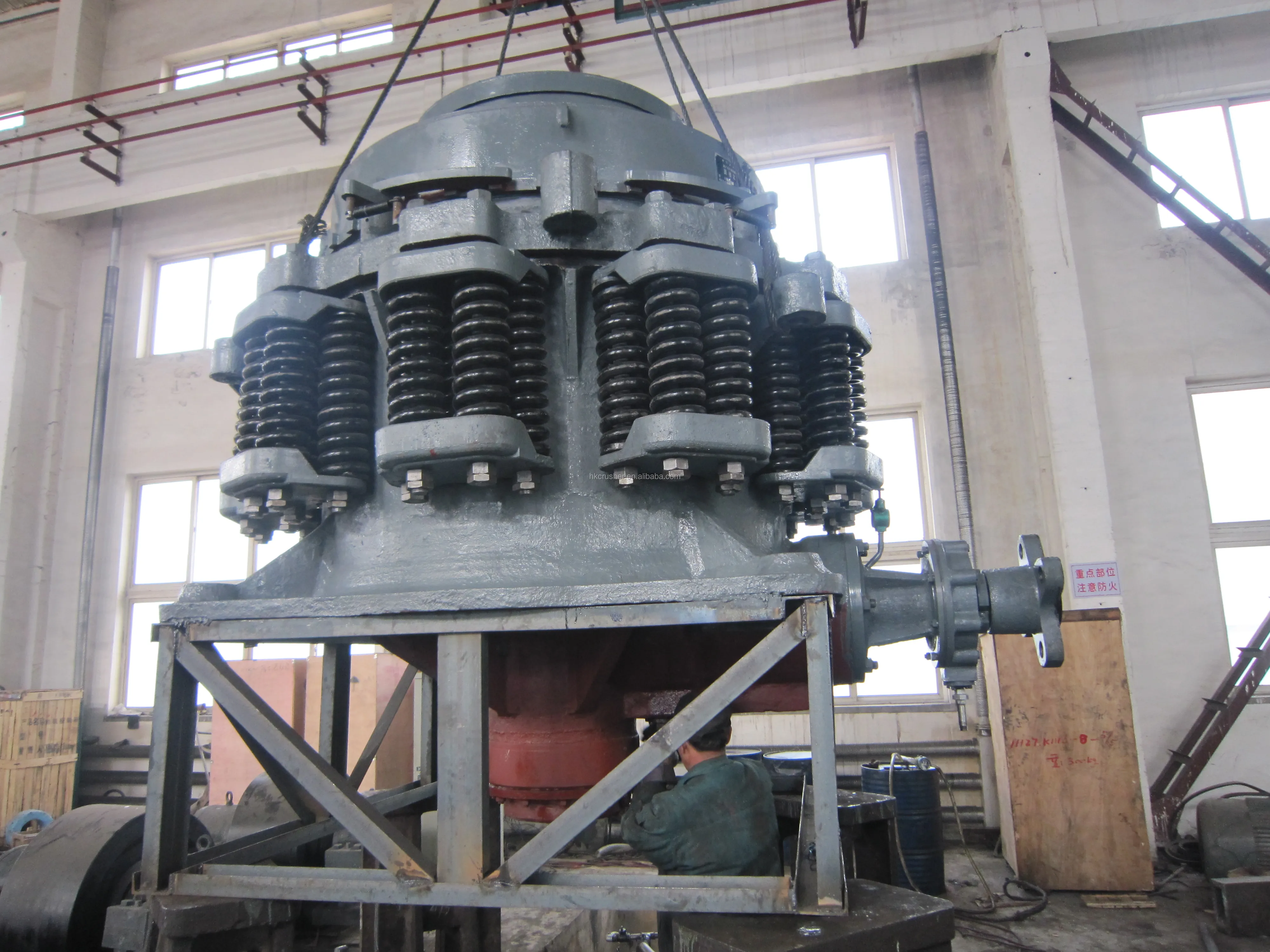 Stone spring cone crusher