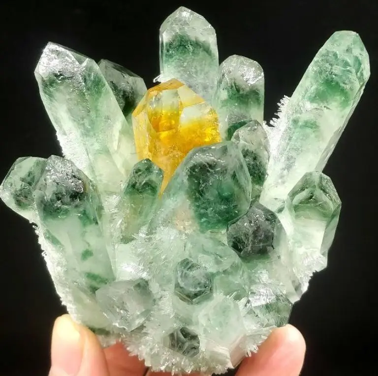 Wholesale Quartz Phantom Cluster Green Ghost Crystal Clusters Buy