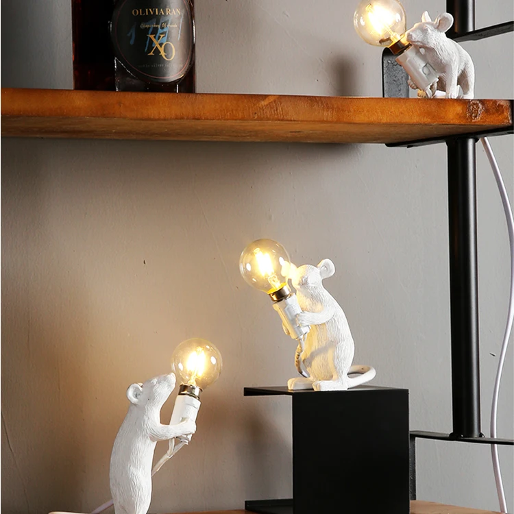 Modern Resin Animal Sitting Standing Lying creative Mini Mouse Lamp Table lamp led for Home Decoration