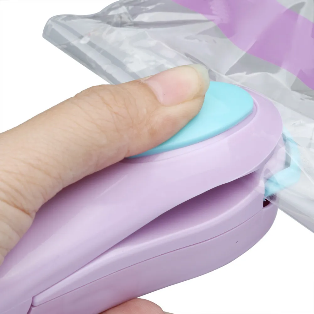 Portable Bag Clips Handheld Mini Electric Heat Sealing Machine Impulse Sealer Seal Packing Plastic Bag Clip work with  battery