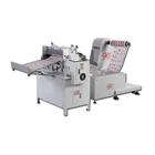 Automatic roll to sheet paper cutting machine