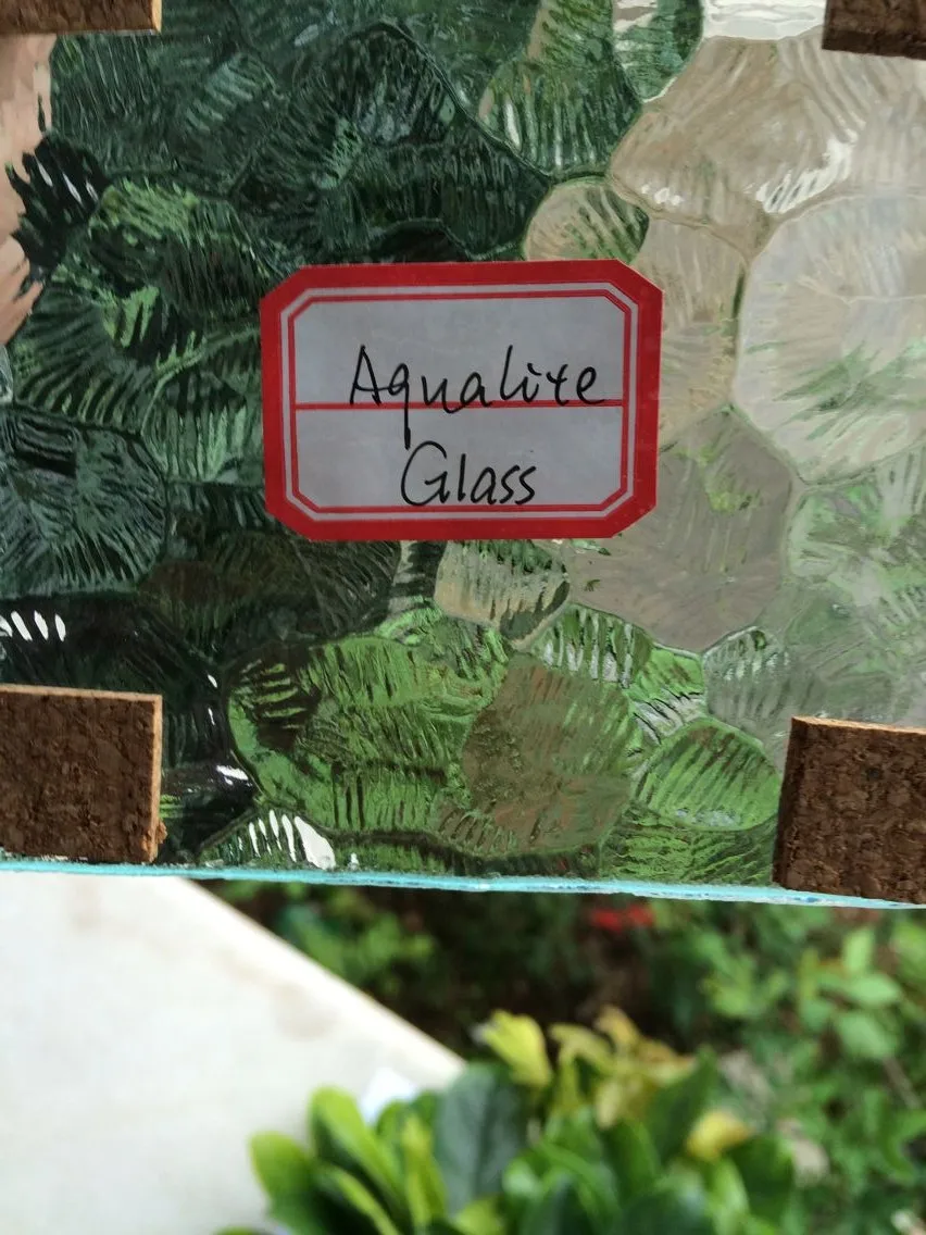 Aqualite glass.png