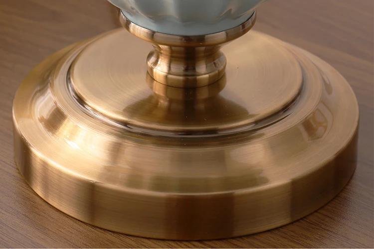 European Classic Style Ceramic Table Lamps with Fabric shade for Office home Living Bedroom